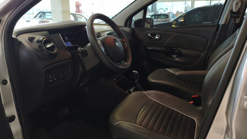 renault captur 1.6 16v sce flex intense x-tronic 4p automatico 20196