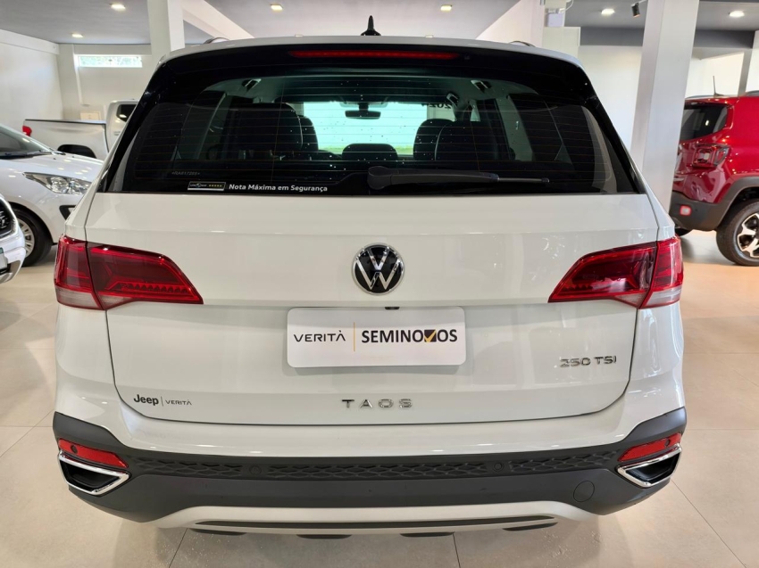 volkswagen taos 1.4 250 tsi total flex comfortline automatico 4p 20244