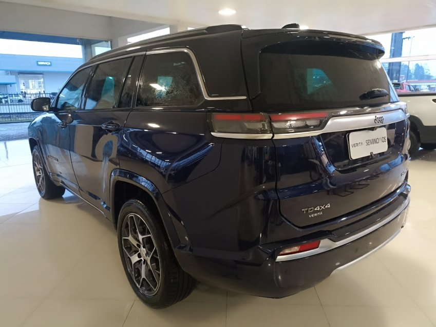 jeep commander 2.0 td380 turbo diesel overland at9 4p automatico 2022 jeep commander 2.0 td380 turbo diesel overland at9 4p automatico 2022