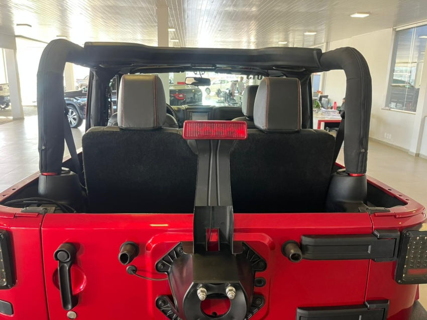 jeep wrangler 3.6 sport 4x4 v6 12v gasolina 2p automatico 3.2 201313