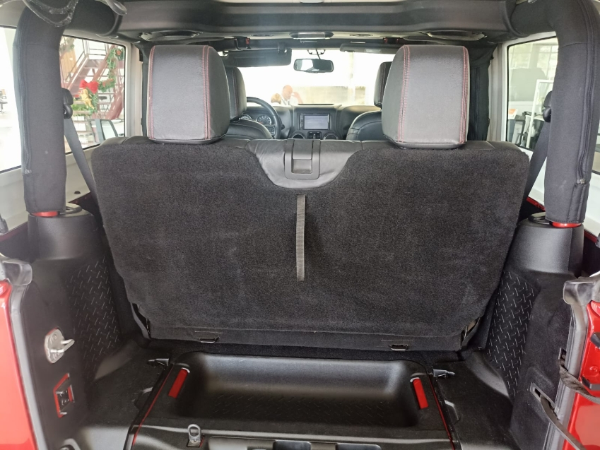 jeep wrangler 3.6 sport 4x4 v6 12v gasolina 2p automatico 3.2 201315