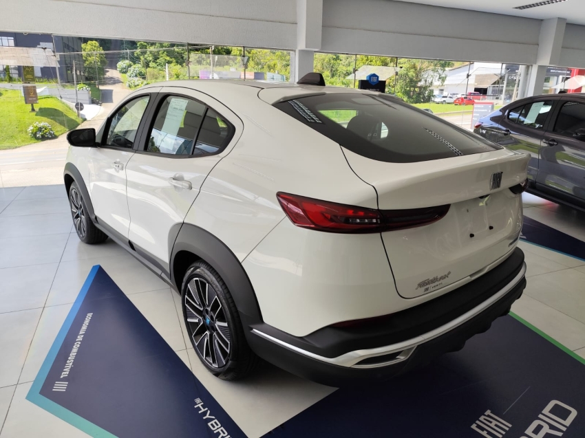 fiat fastback 1.0 turbo 200 hybrid audace cvt hibrido 4p automatico 20261