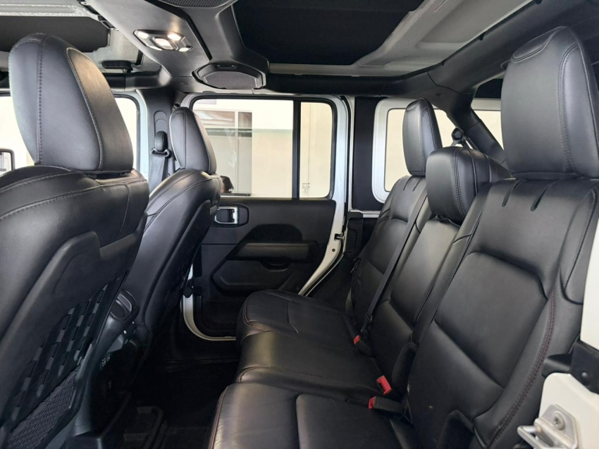 jeep wrangler 2.0 turbo gasolina rubicon 4p 4x4 at8 automatico 202112