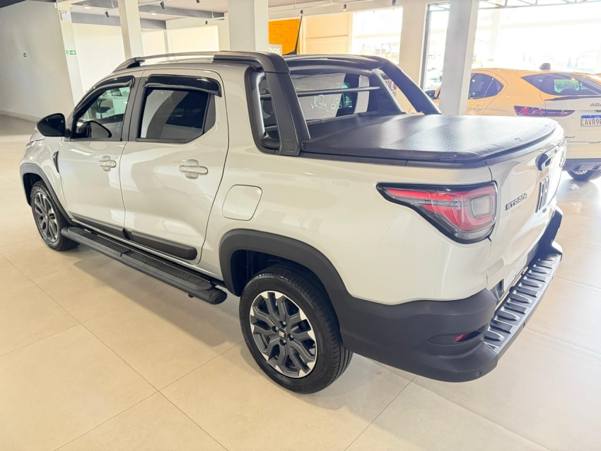 fiat strada 1.0 turbo 200 flex ultra cd cvt 4p automatico 20251