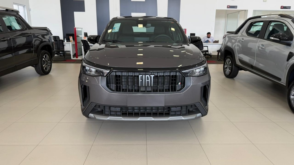 fiat fastback 1.0 turbo 200 hybrid impetus cvt hibrido 4p automatico 2026