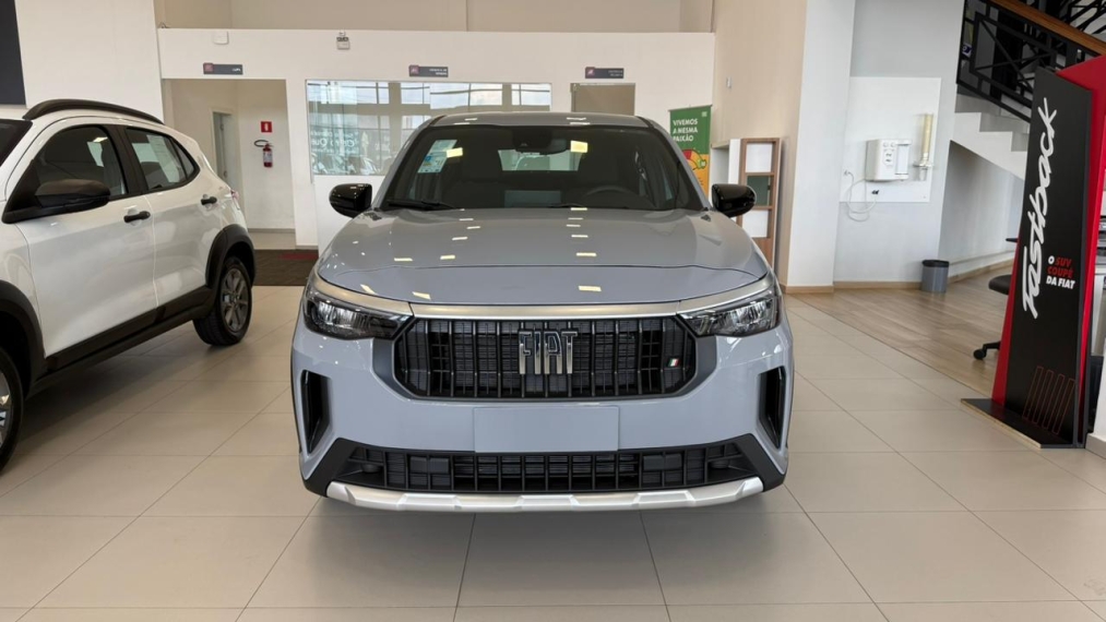 fiat fastback 1.0 turbo 200 hybrid audace cvt hibrido 4p automatico 2026