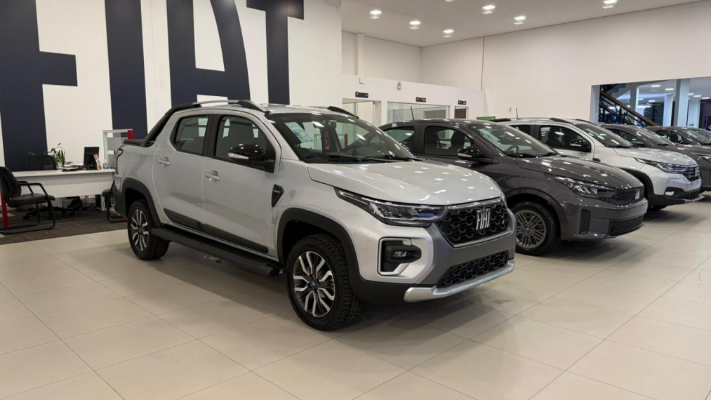 fiat strada 1.0 turbo 200 flex ranch cd cvt 4p automatico 2026