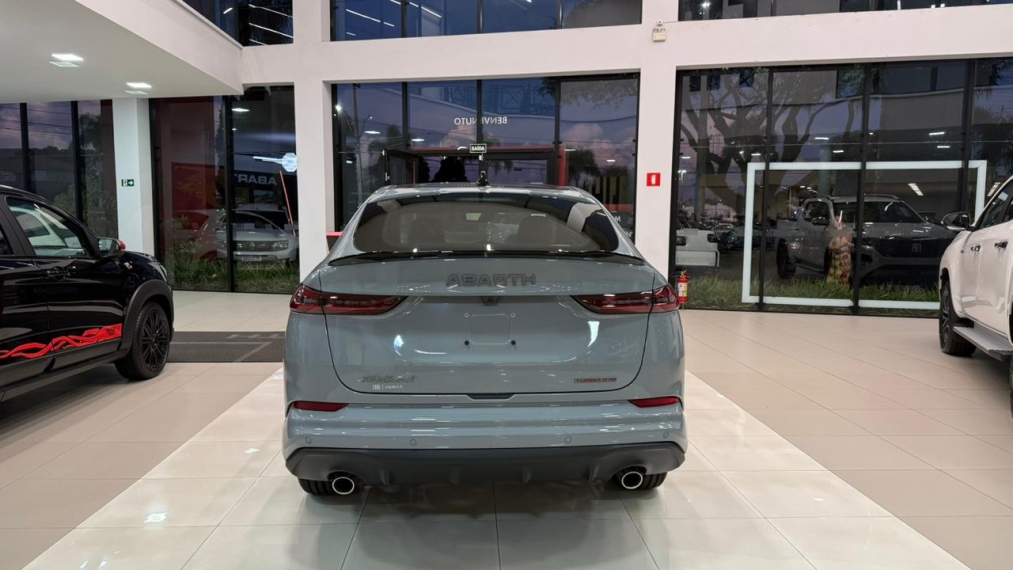 fiat fastback 1.3 turbo 270 flex abarth at6 4p automatico 20264