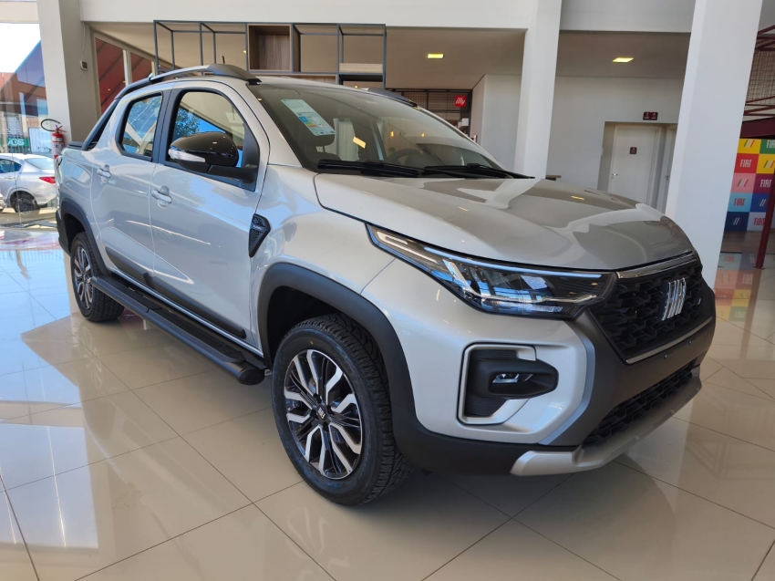 fiat strada 1.0 turbo 200 flex ranch cd cvt 4p automatico 2026