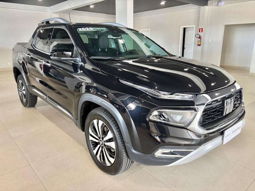 fiat toro 1.3 turbo 270 flex volcano at6 4p automatico 2025