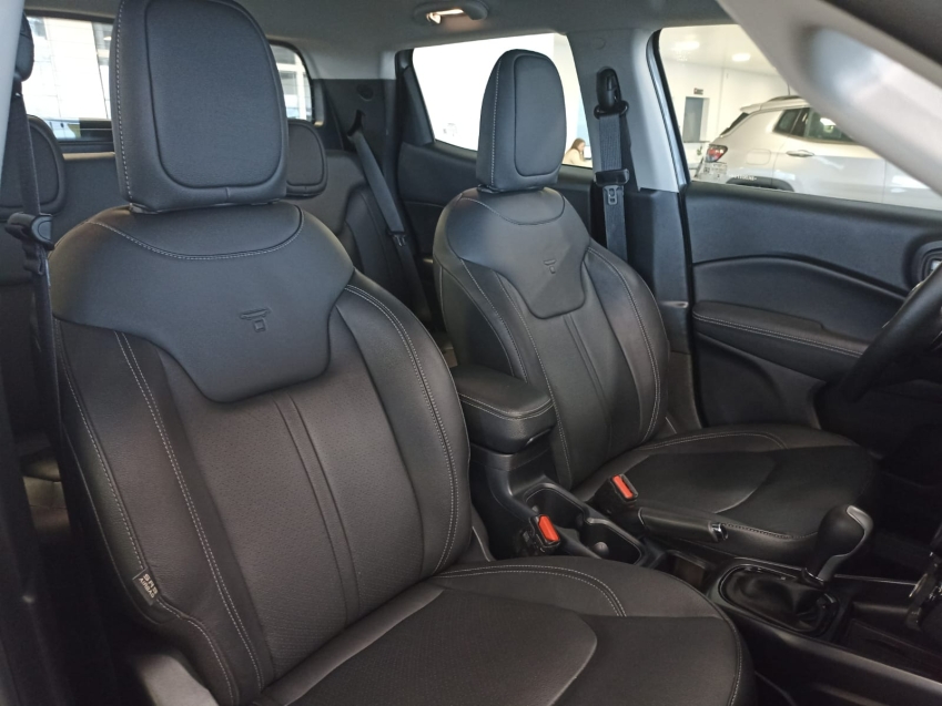 fiat toro 2.0 16v turbo diesel volcano 4wd at9 4p automatico 20259
