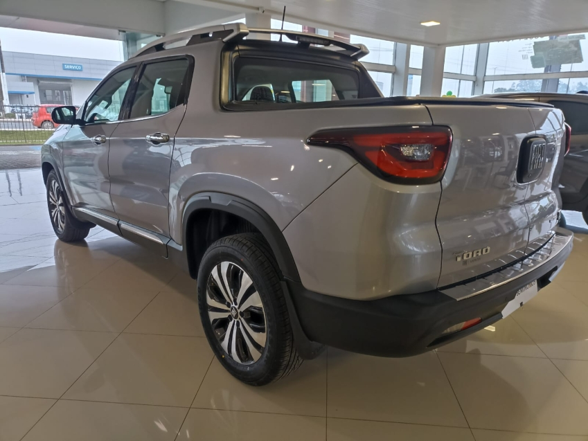 fiat toro 2.0 16v turbo diesel volcano 4wd at9 4p automatico 20253
