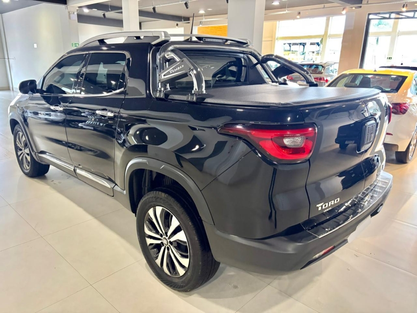 fiat toro 1.3 turbo 270 flex volcano at6 4p automatico 20245