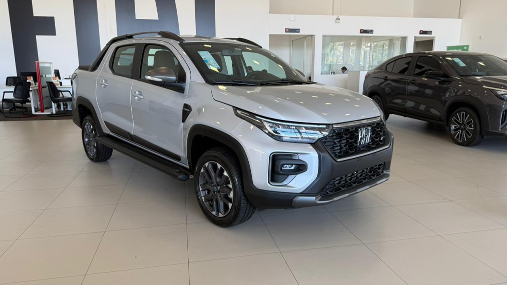 fiat strada 1.0 turbo 200 flex ultra cd cvt 4p automatico 2027
