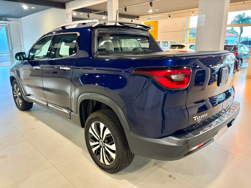 fiat toro 1.3 turbo 270 flex volcano at6 4p automatico 20244