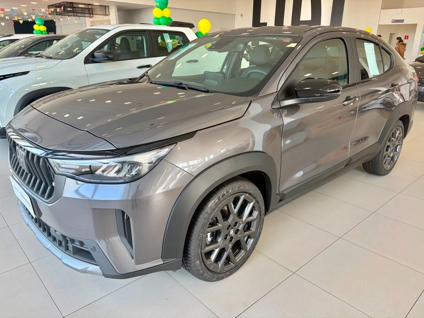 fiat fastback 1.0 turbo 200 hybrid impetus cvt hibrido 4p automatico 2026