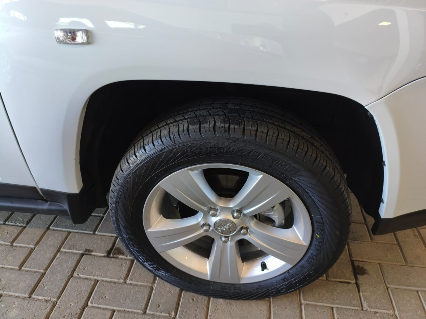 jeep compass 2.0 sport 4x2 16v gasolina 4p automatico flex 201513