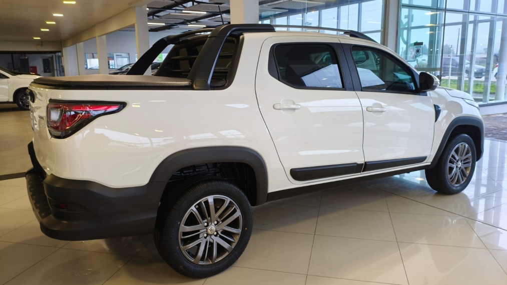 fiat strada 1.3 firefly flex volcano cd manual 4p automatico 20223