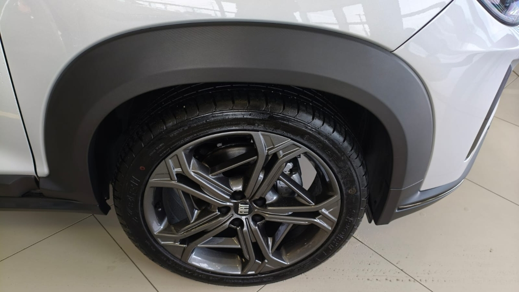 fiat fastback 1.0 turbo 200 flex impetus cvt 4p automatico 202410
