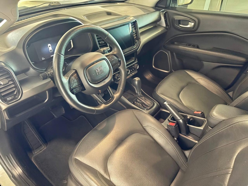 fiat toro 2.0 16v turbo diesel volcano 4wd at9 4p automatico 20256