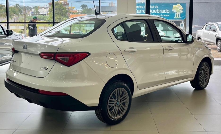 fiat cronos 1.3 firefly flex drive cvt 4p automatico 2026 fiat cronos 1.3 firefly flex drive cvt 4p automatico 2026