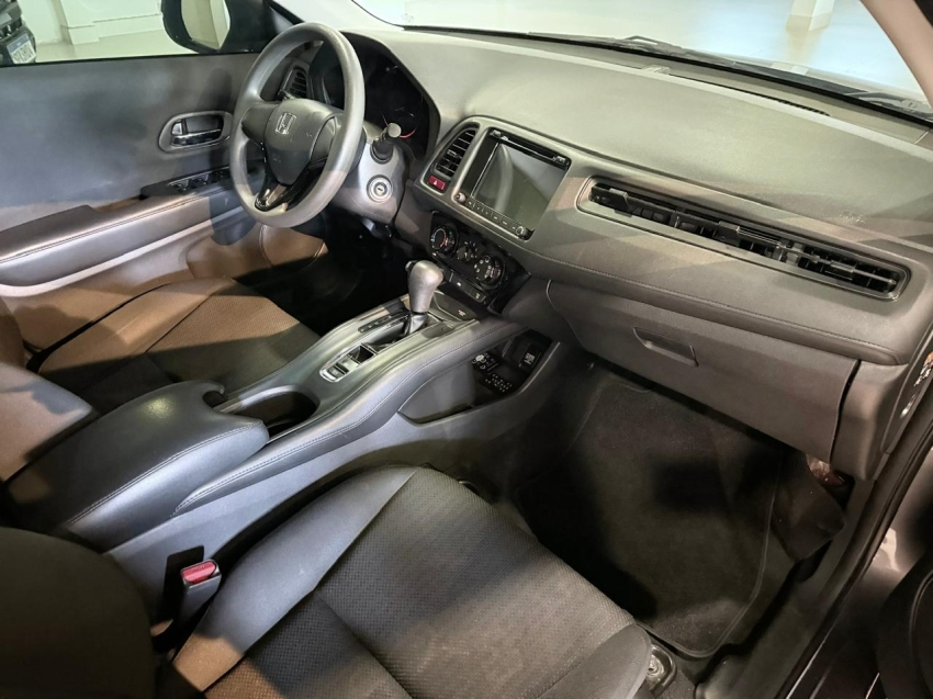 honda hr-v 1.8 16v flex lx 4p automatico 2016 honda hr-v 1.8 16v flex lx 4p automatico 2016