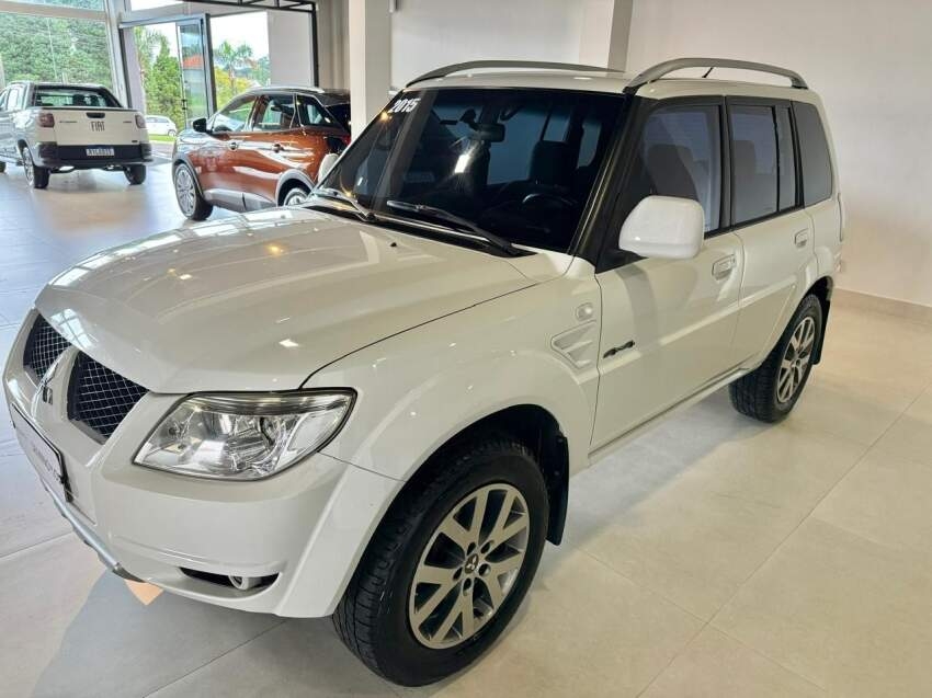 mitsubishi pajero tr4 2.0 4x4 16v 140cv flex 4p automatico 2015