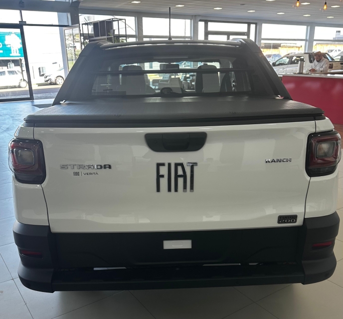 fiat strada 1.0 turbo 200 flex ranch cd cvt 4p automatico 2025