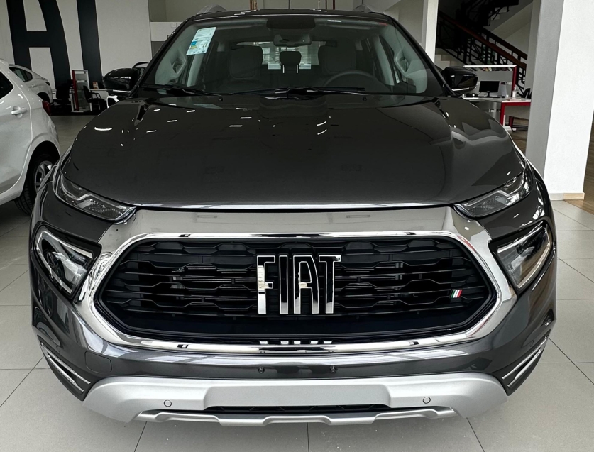 fiat toro 1.3 turbo 270 flex volcano at6 4p automatico 2025