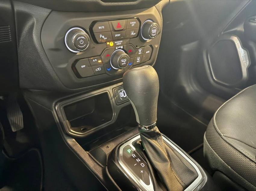 jeep renegade 1.3 t270 turbo flex longitude at6 4p automatico 2023