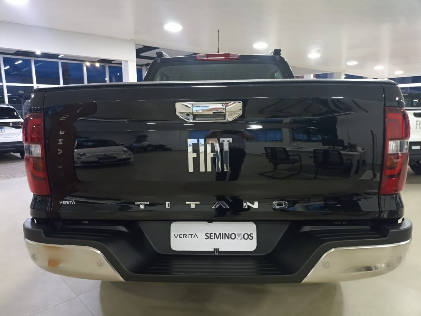 fiat titano 2.2 turbo diesel ranch 4x4 at6 4p automatico 2025 fiat titano 2.2 turbo diesel ranch 4x4 at6 4p automatico 2025