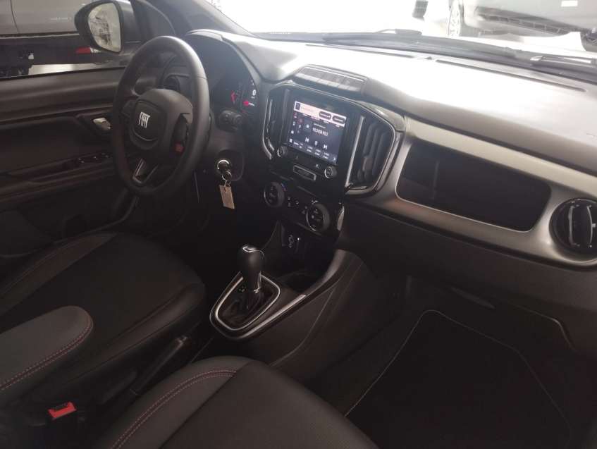 fiat strada 1.0 turbo 200 flex ultra cd cvt 4p automatico 2024 fiat strada 1.0 turbo 200 flex ultra cd cvt 4p automatico 2024