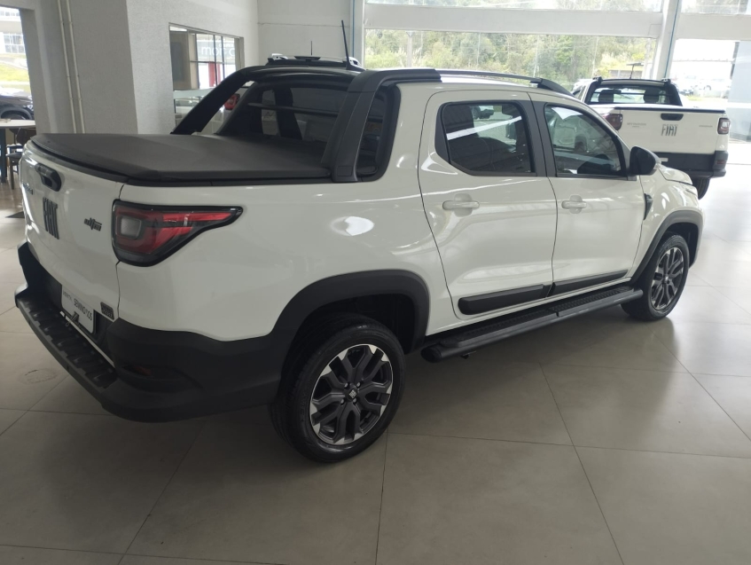 fiat strada 1.0 turbo 200 flex ultra cd cvt 4p automatico 2024 fiat strada 1.0 turbo 200 flex ultra cd cvt 4p automatico 2024