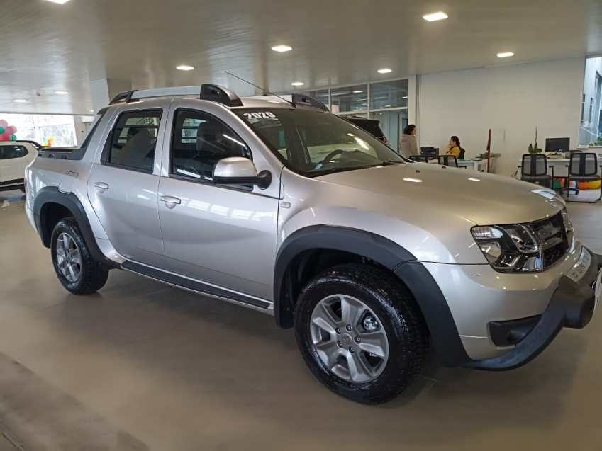 renault duster oroch 2.0 16v hi-flex dynamique automatico flex 4p 2020