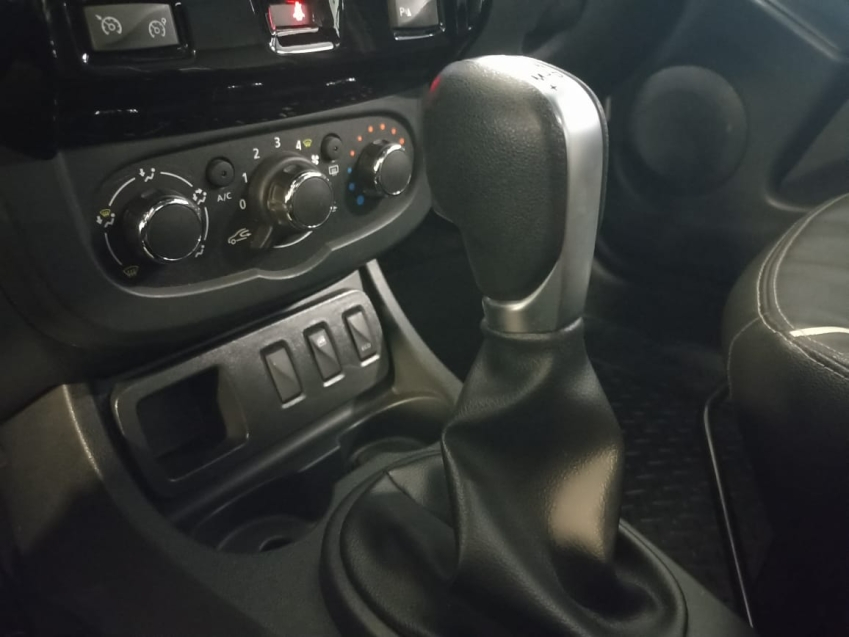 renault duster oroch 2.0 16v hi-flex dynamique automatico flex 4p 2020