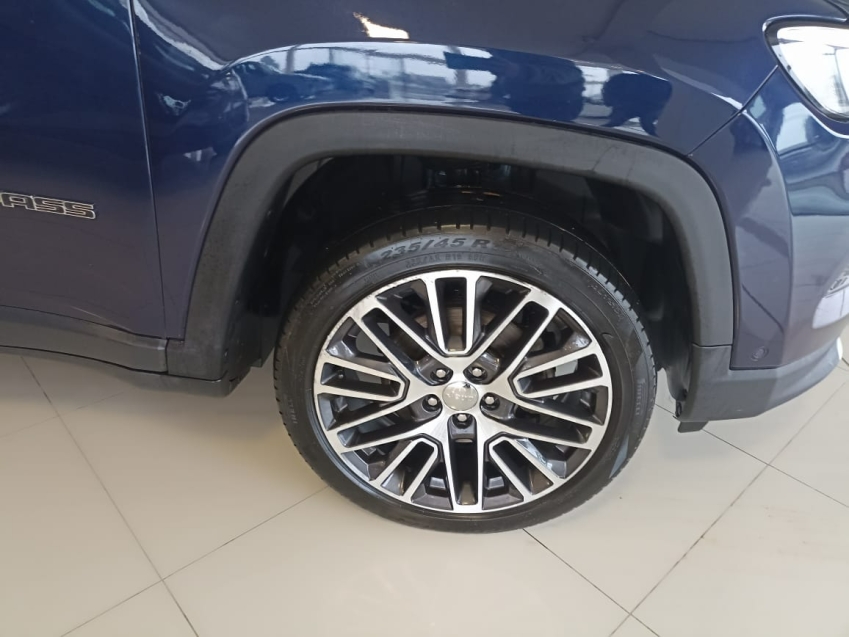 jeep compass 1.3 t270 turbo flex limited at6 4p automatico 2023 jeep compass 1.3 t270 turbo flex limited at6 4p automatico 2023