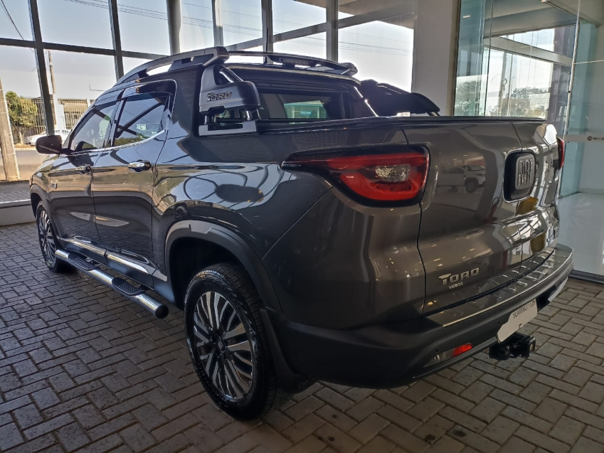 fiat toro 2.0 16v turbo diesel ranch 4wd at9 4p automatico 2024 fiat toro 2.0 16v turbo diesel ranch 4wd at9 4p automatico 2024
