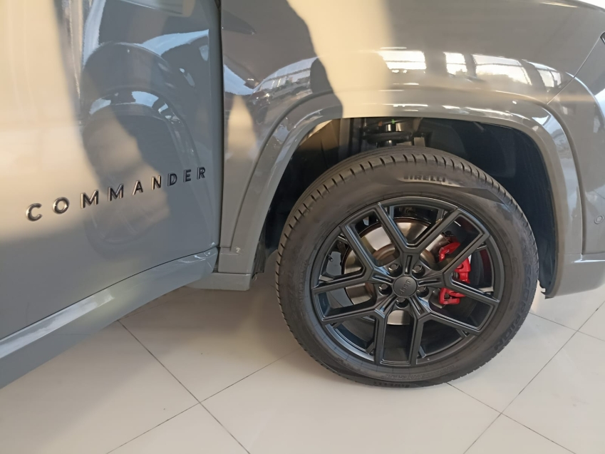 jeep commander 2.0 hurricane 4 turbo gasolina blackhawk at9 4p automatico 2025 jeep commander 2.0 hurricane 4 turbo gasolina blackhawk at9 4p automatico 2025