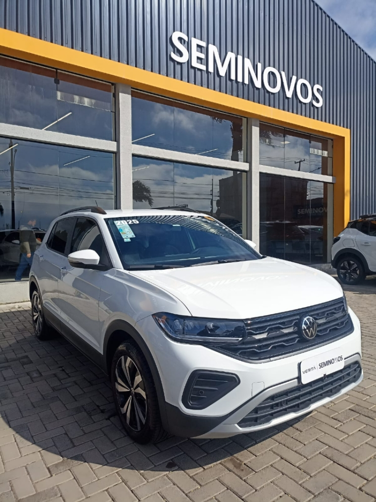 volkswagen t-cross 1.0 200 tsi total flex automatico 4p 2025 volkswagen t-cross 1.0 200 tsi total flex automatico 4p 2025