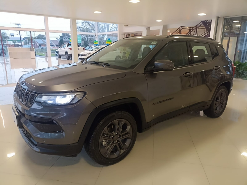 jeep compass 1.3 t270 turbo flex longitude at6 4p automatico 2022 jeep compass 1.3 t270 turbo flex longitude at6 4p automatico 2022