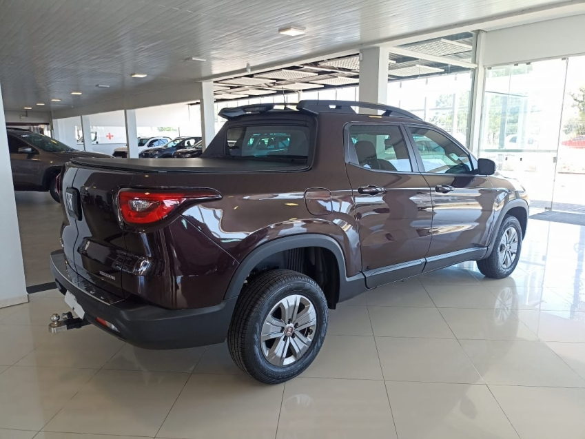 fiat toro 1.8 16v evo flex freedom at6 4p automatico 20204
