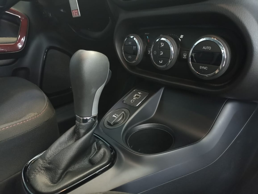 fiat toro 1.8 16v evo flex freedom at6 4p manual 202112