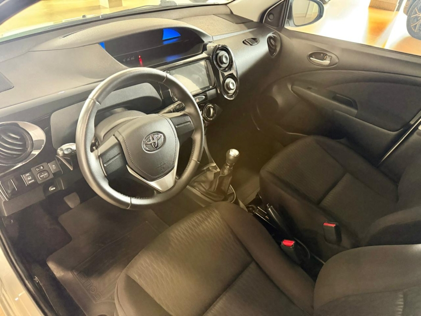 toyota etios 1.3 x 16v flex 4p manual 20188
