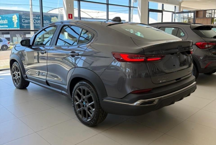 fiat fastback 1.0 turbo 200 hybrid impetus cvt hibrido 4p automatico 20263