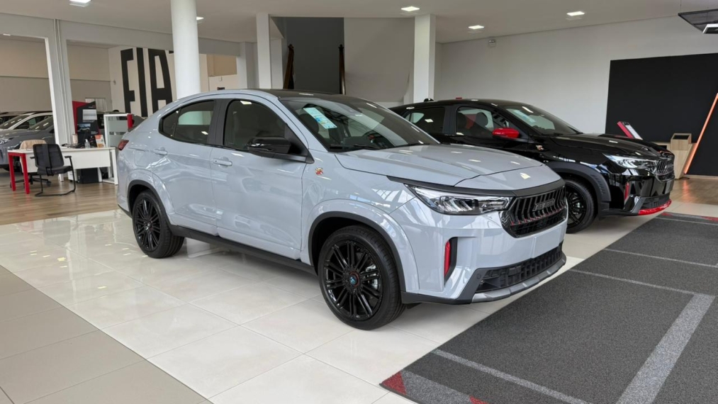 fiat fastback 1.3 turbo 270 flex abarth at6 4p automatico 20261