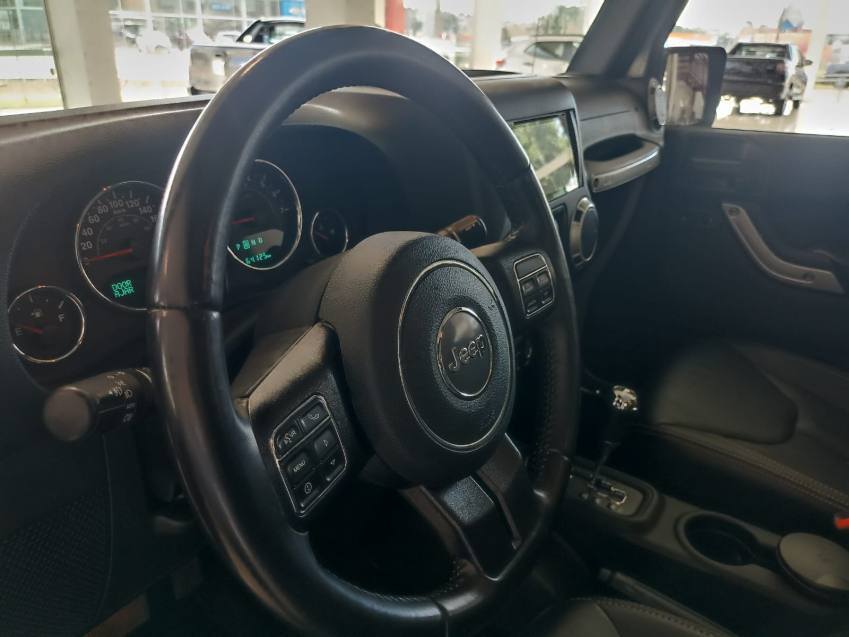 jeep wrangler 3.6 unlimited sahara 4x4 v6 gasolina 4p automatico 2.0 20186