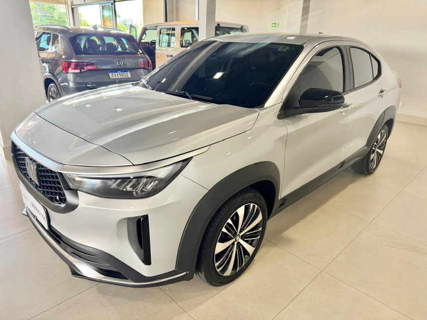 fiat fastback 1.0 turbo 200 hybrid audace cvt flex 4p automatico 2025