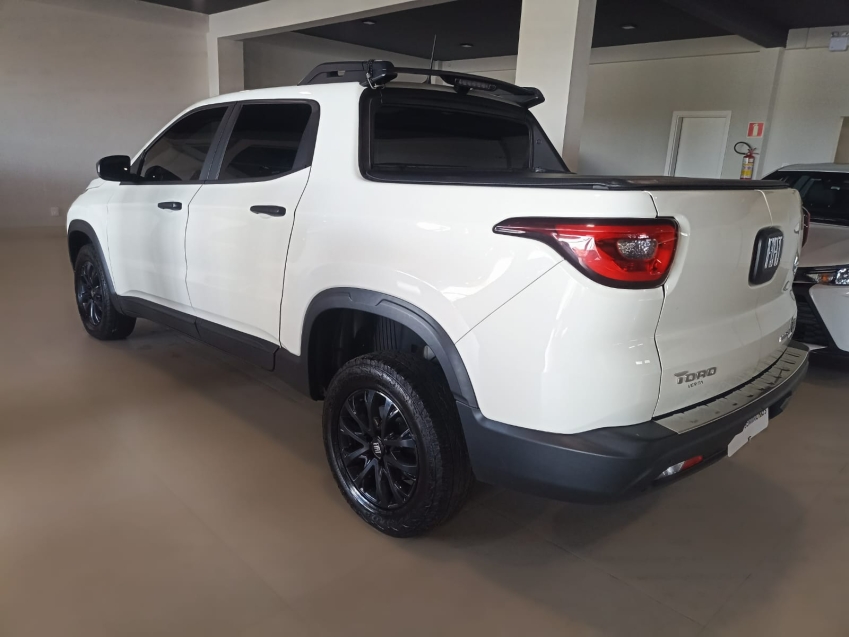 fiat toro 1.3 turbo 270 flex endurance at6 4p automatico 20243