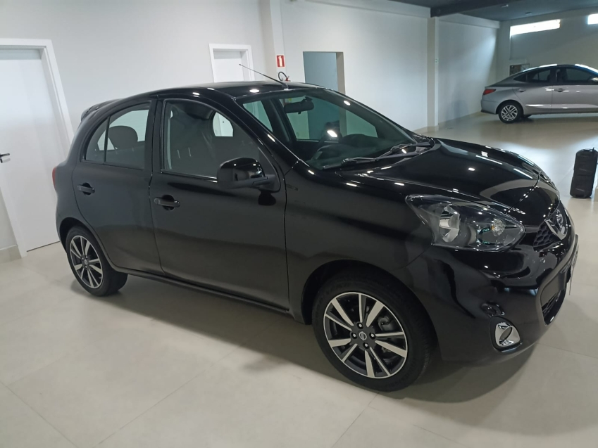 nissan march 1.6 sl 16v flex 4p xtronic automatico 20182
