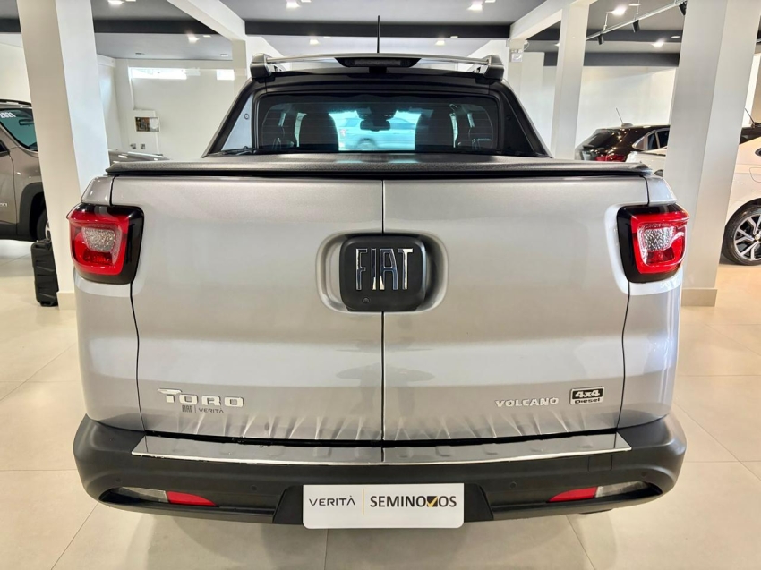 fiat toro 2.0 16v turbo diesel volcano 4wd at9 4p automatico 20254